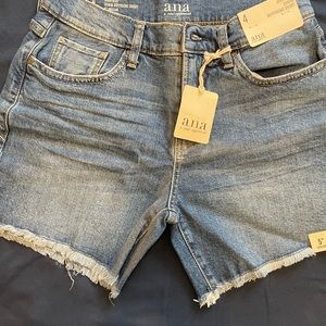 New with tags a.n.a shorts